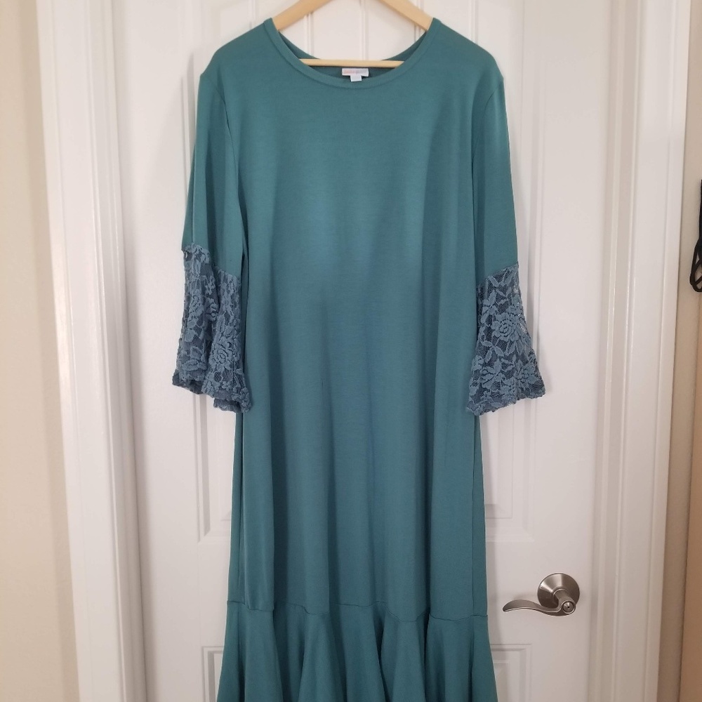 2XL Maurine - Lularoe - Teal with Lace Sleeves